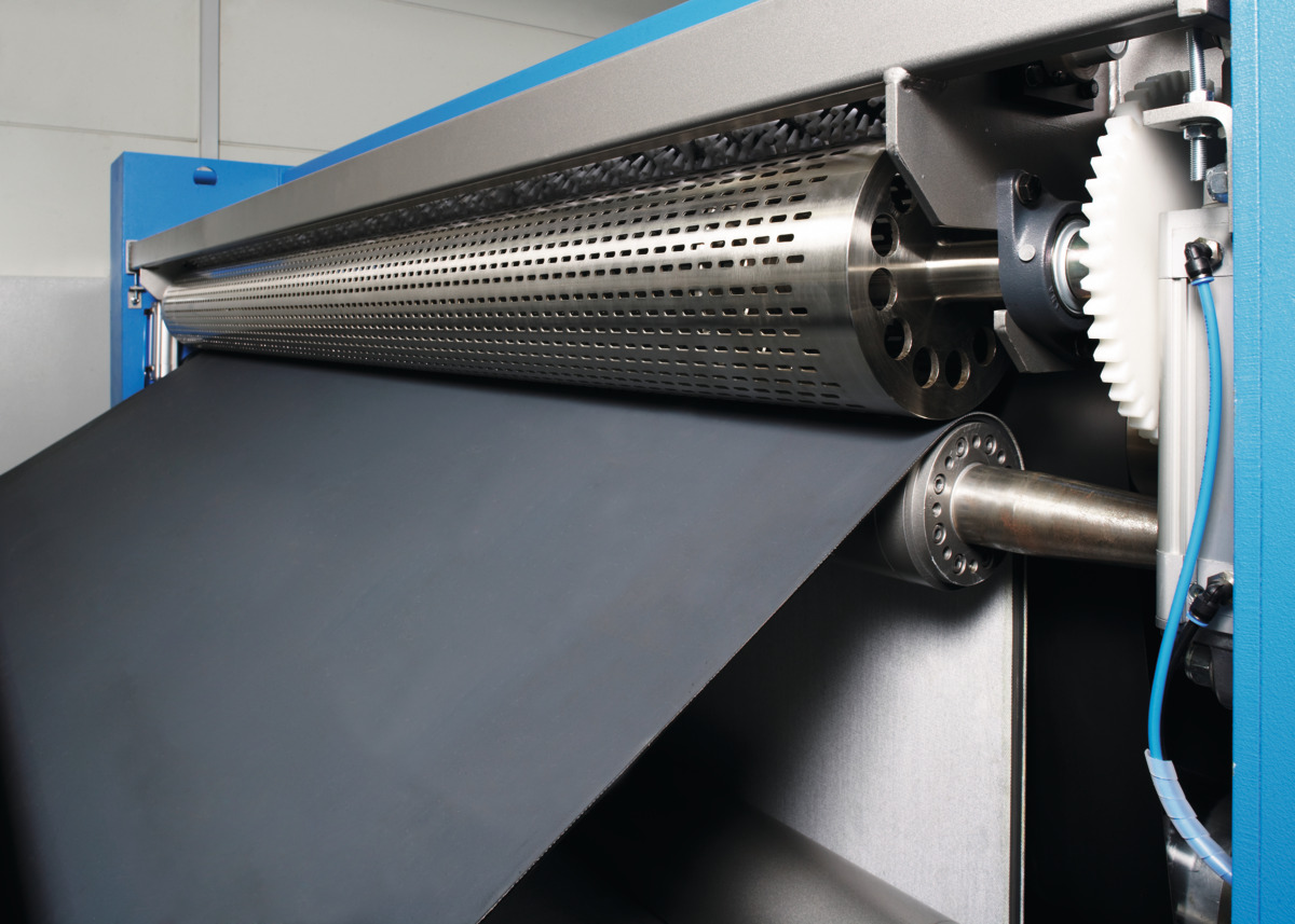 Textile_114.jpg crosslapper belt on a machine