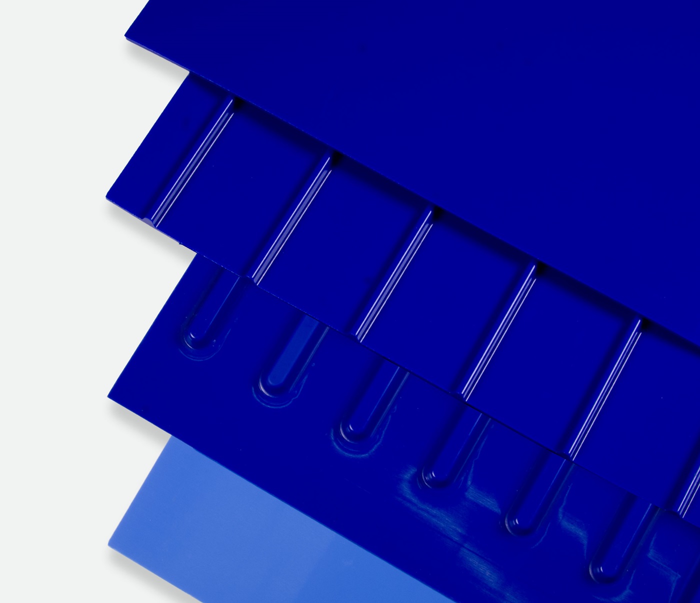 Underside of monolithic belts. 